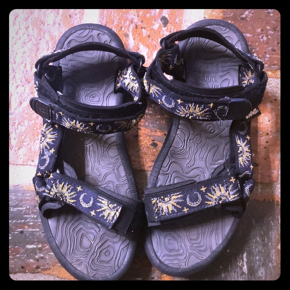 Moon & Star Teva sandals 🌙✨